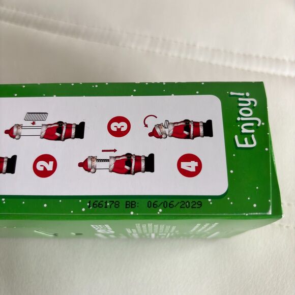 PEZ Limited Edition Santa Ornament Dispenser w/ PEZ Candy Stocking Stuffer - Picture 4 of 4